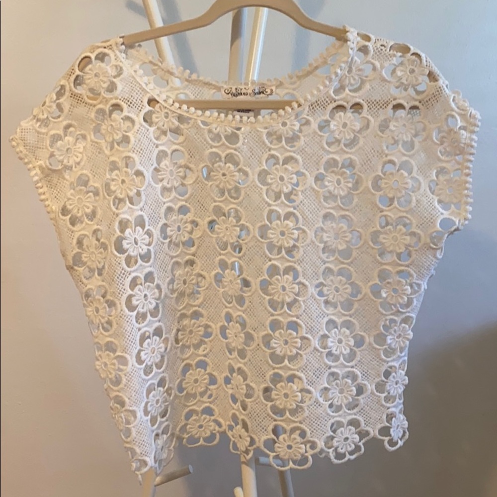 SANS SOUCI White flower mesh top